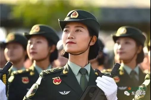 閱兵回顧 | 原來(lái)女兵們是這樣化妝的